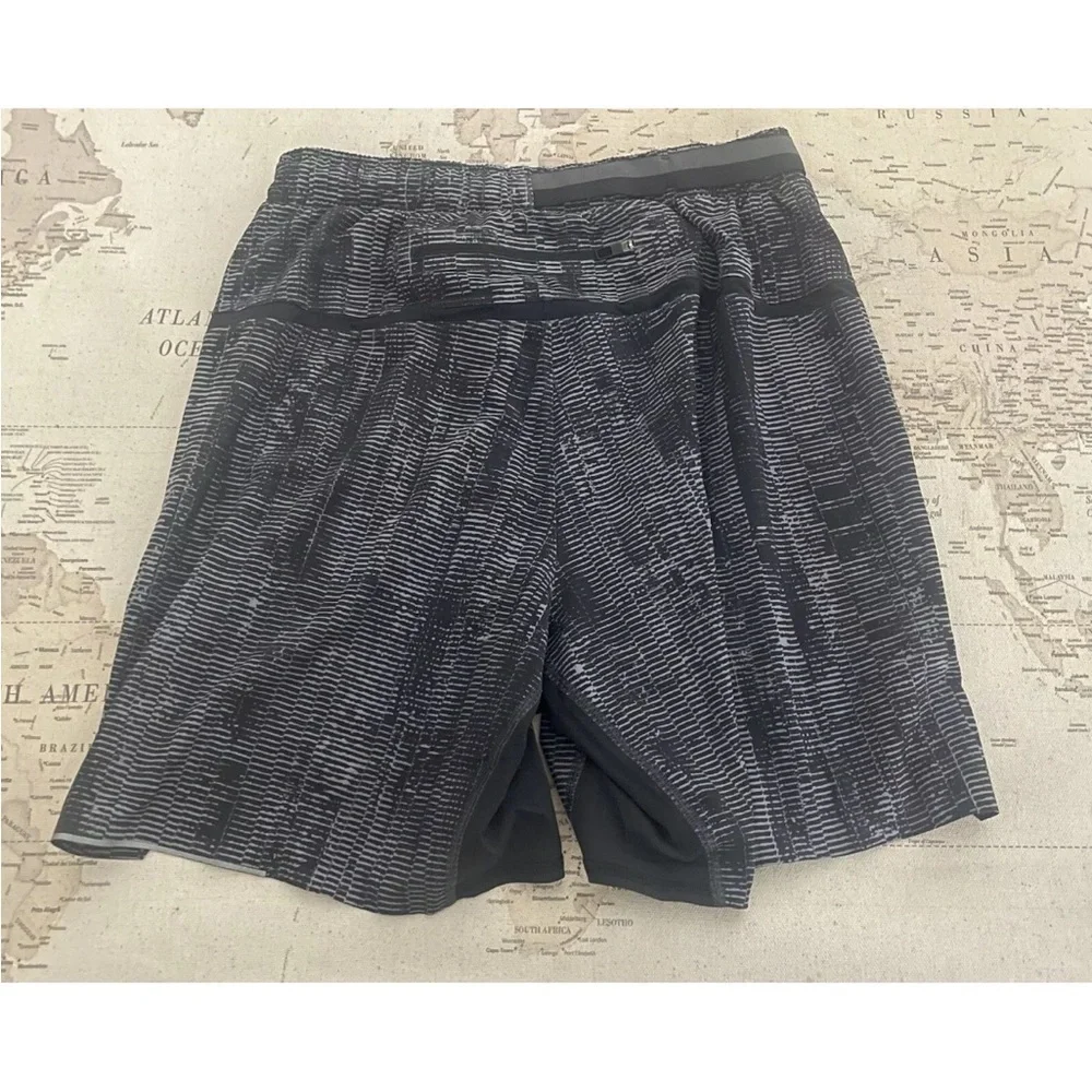 Lululemon Men's Surge Short Linerless 7" Matchstick Asphalt Grey Black Small - Picture 6 of 9